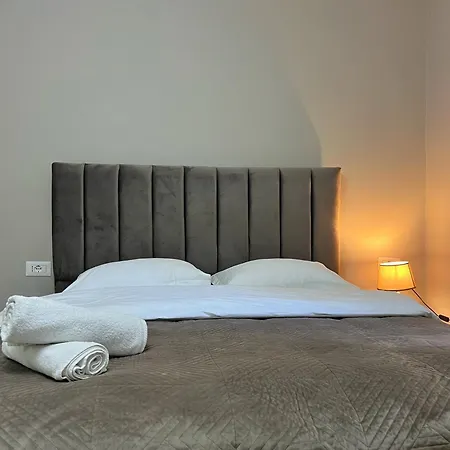 Apartamento New Bazaar Cane 2 Tirana